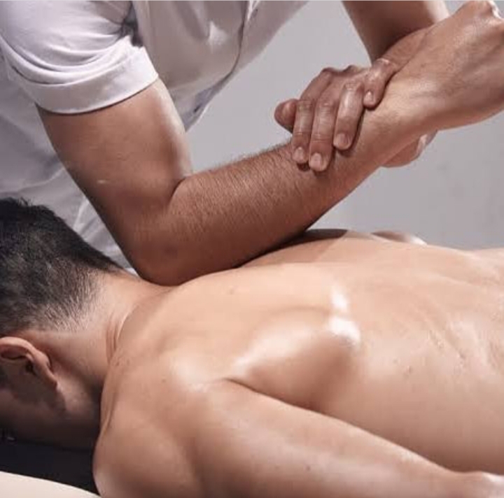 Jasa Massage Panggilan 24 Jam Di Kebayoran Lama Jakarta Selatan 085717674990